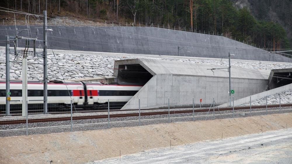 Extreme Wasserfahrzeuge – Hightech auf See