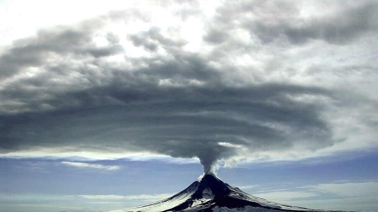 Schlafende Riesen – Die Macht der Vulkane