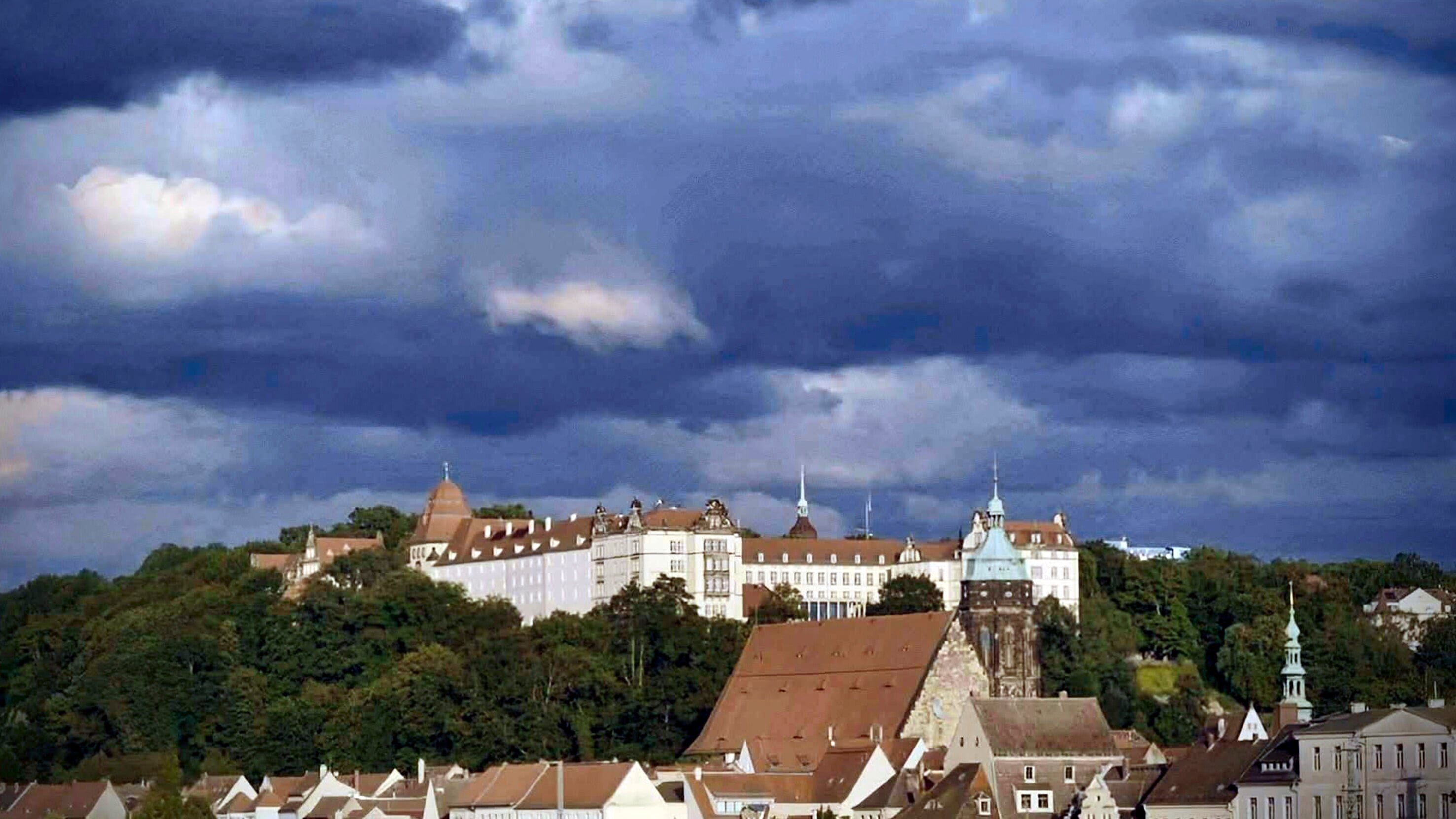 Der lange Schatten von Pirna-Sonnenstein