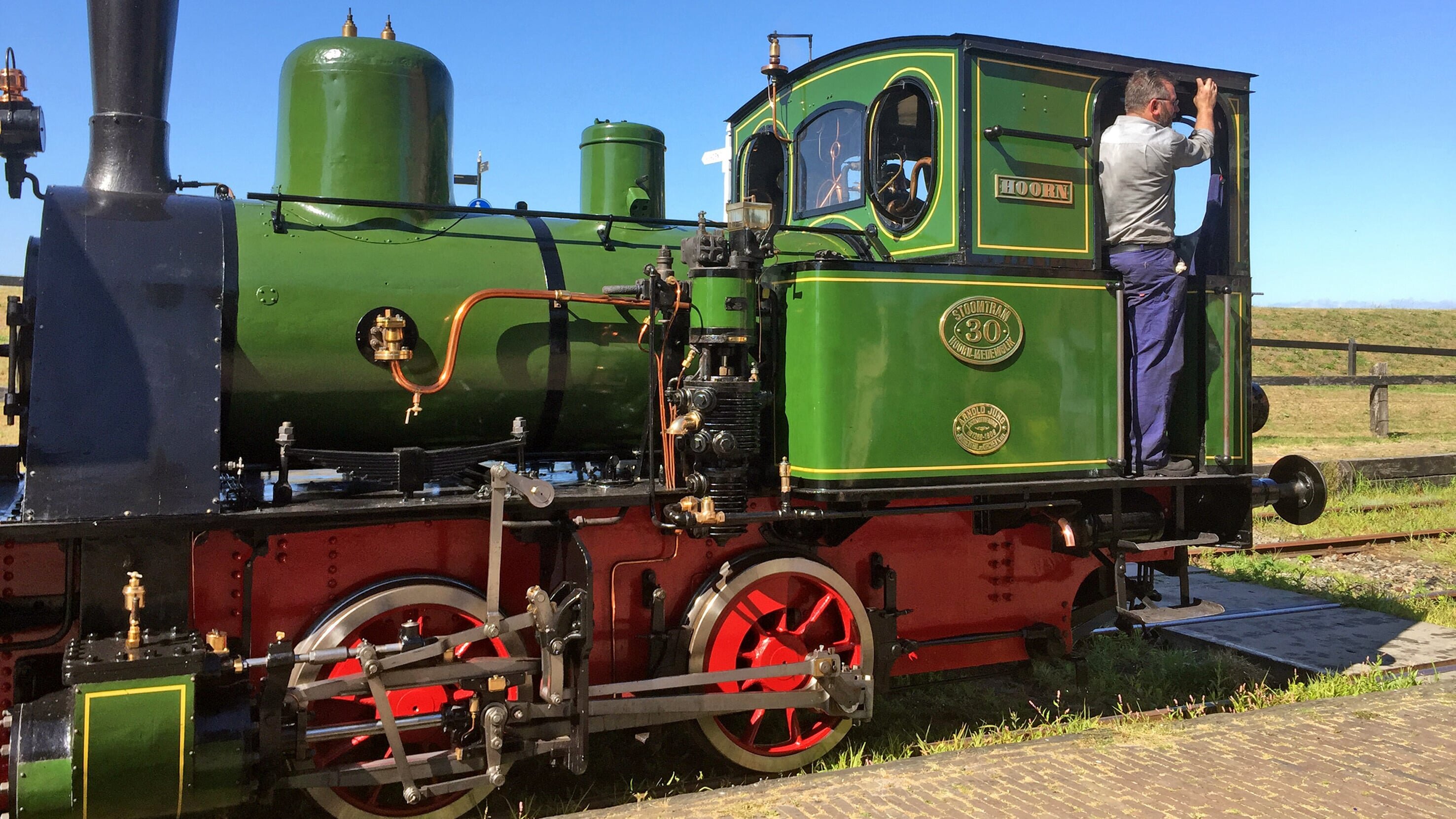 Dampf am Ijsselmeer – Das Stoomtram-Museum Hoorn-Medemblik