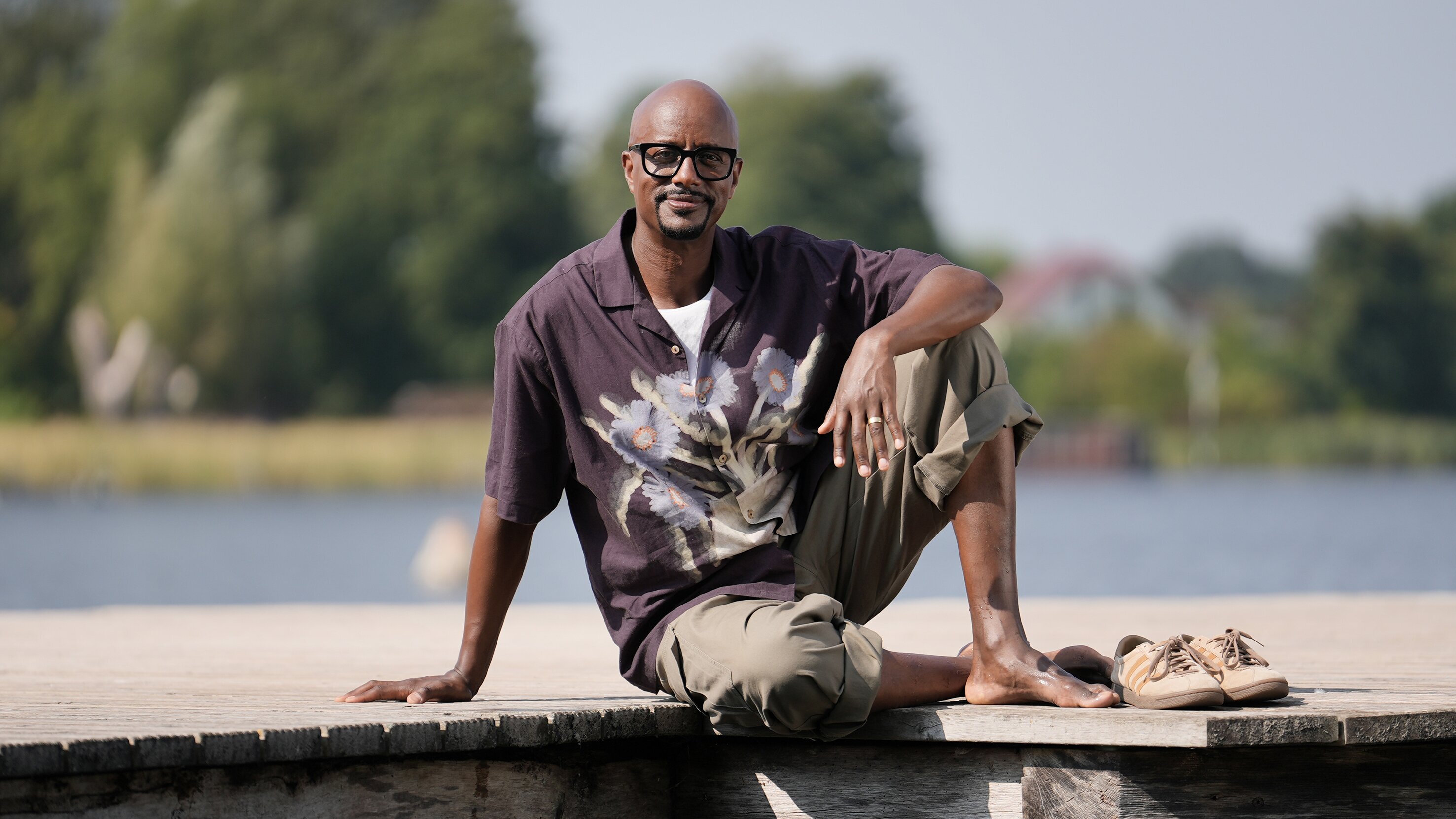 Yared kommt rum