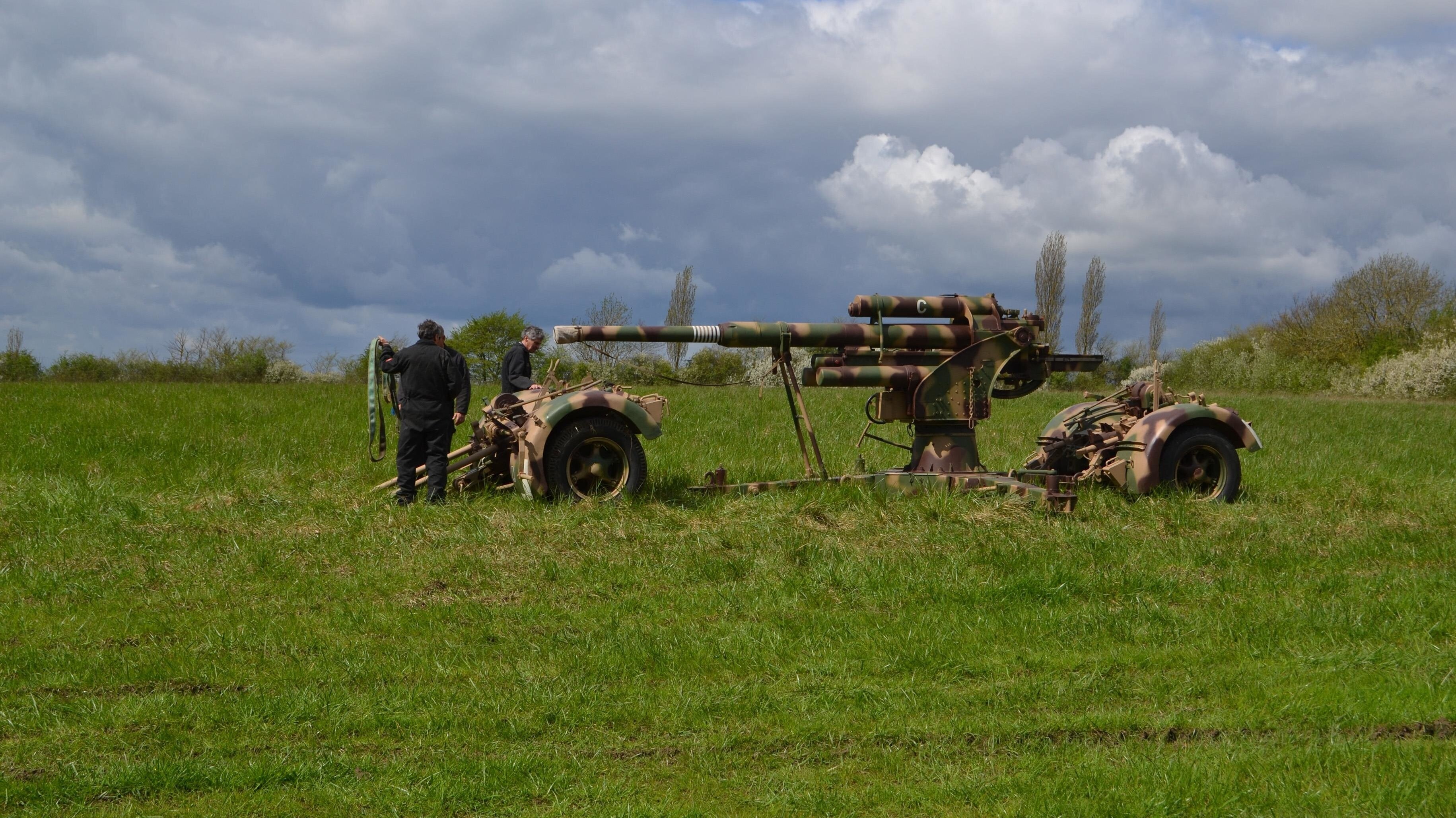 Combat Dealers – Ausrangiert und aufpoliert