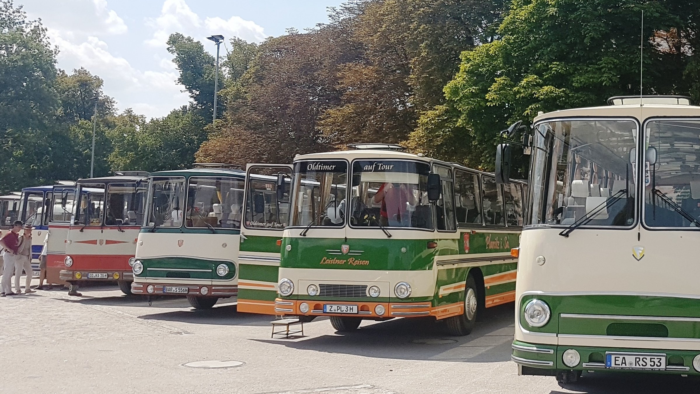 DDR mobil – Zwischen Tatra-Bahn und Ikarus