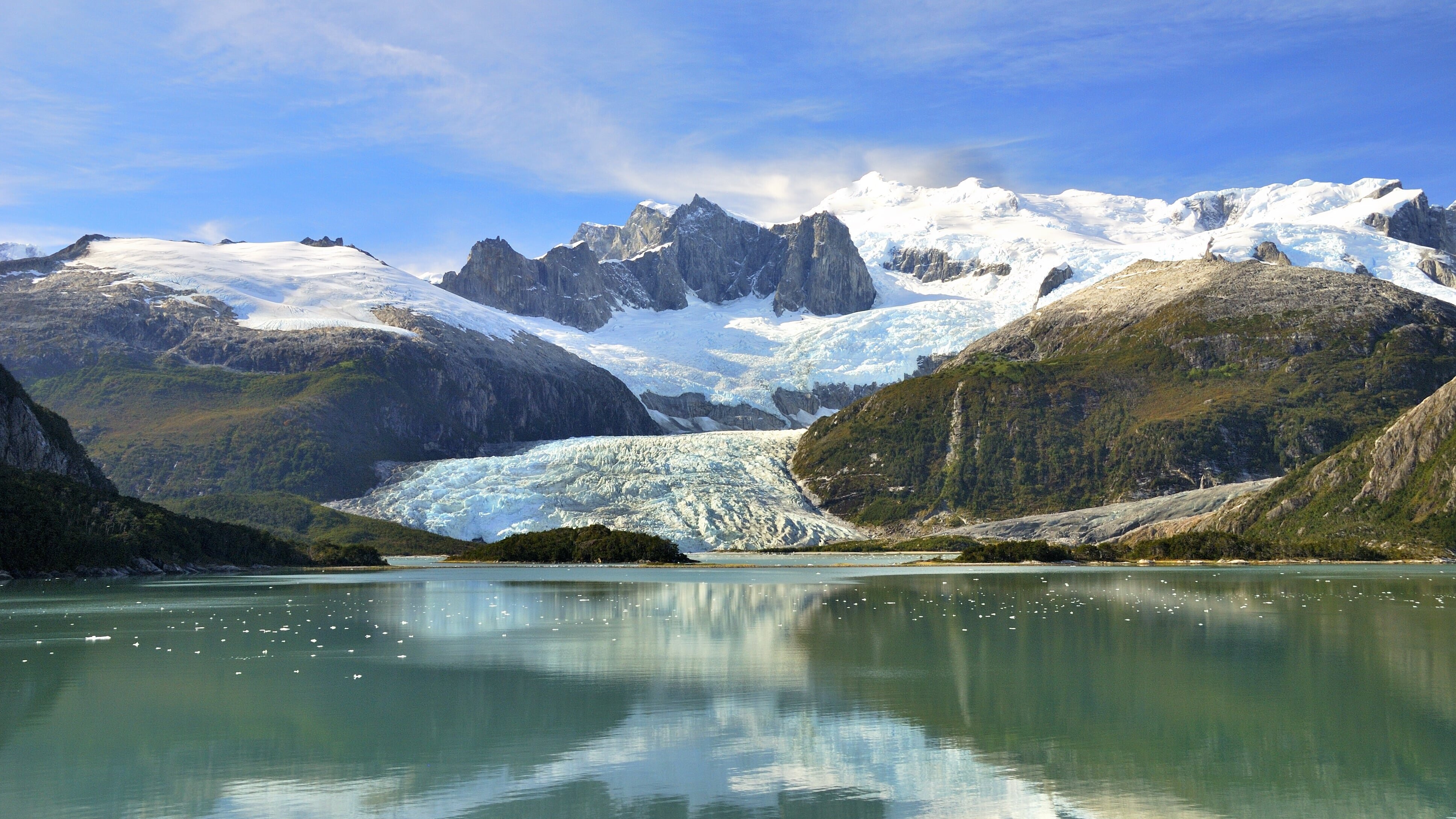 Zwischen Gletschern und Fjorden – Mit dem Schiff durch Patagonien