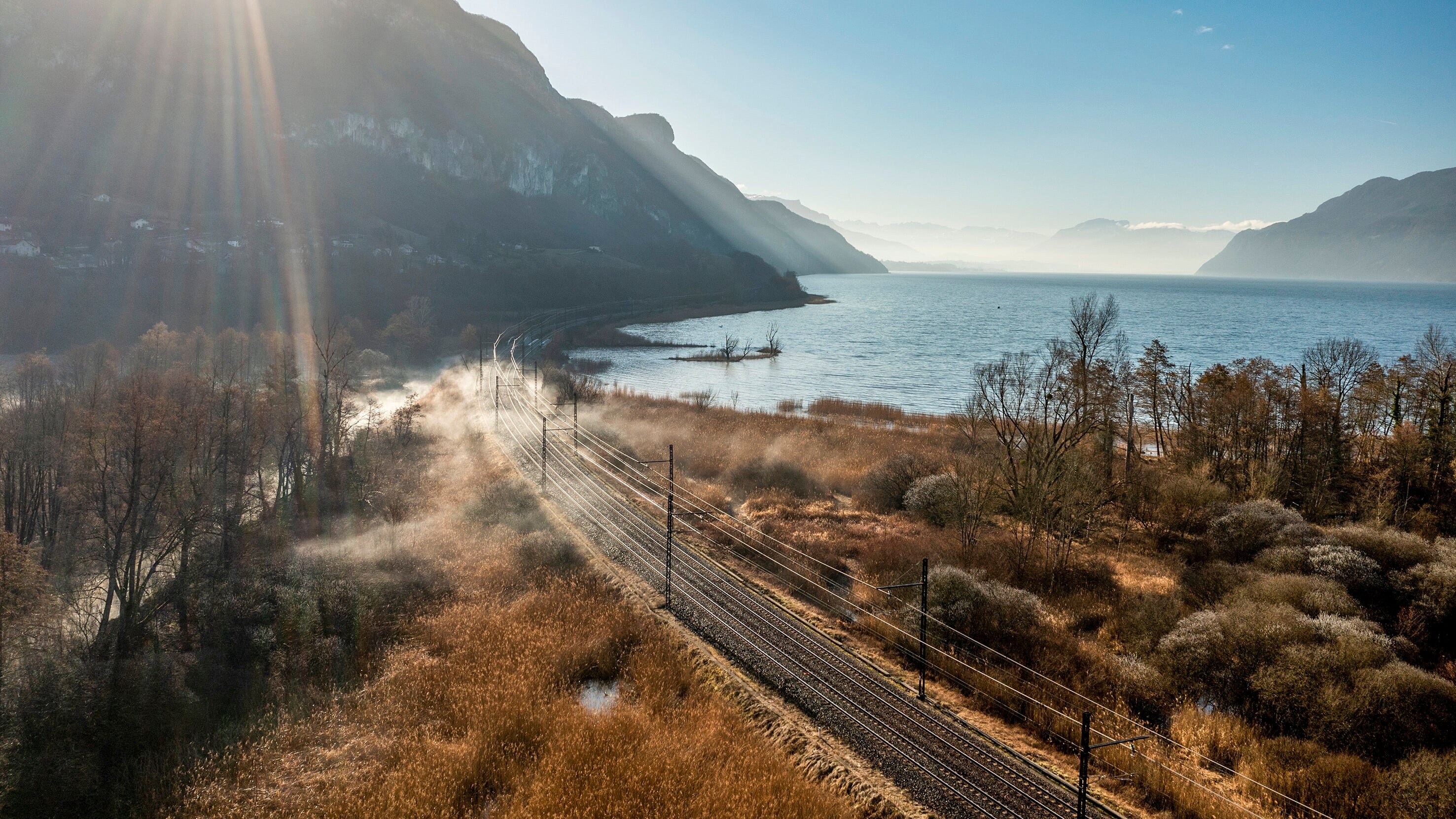 Mit dem Zug durch die Savoyer Alpen