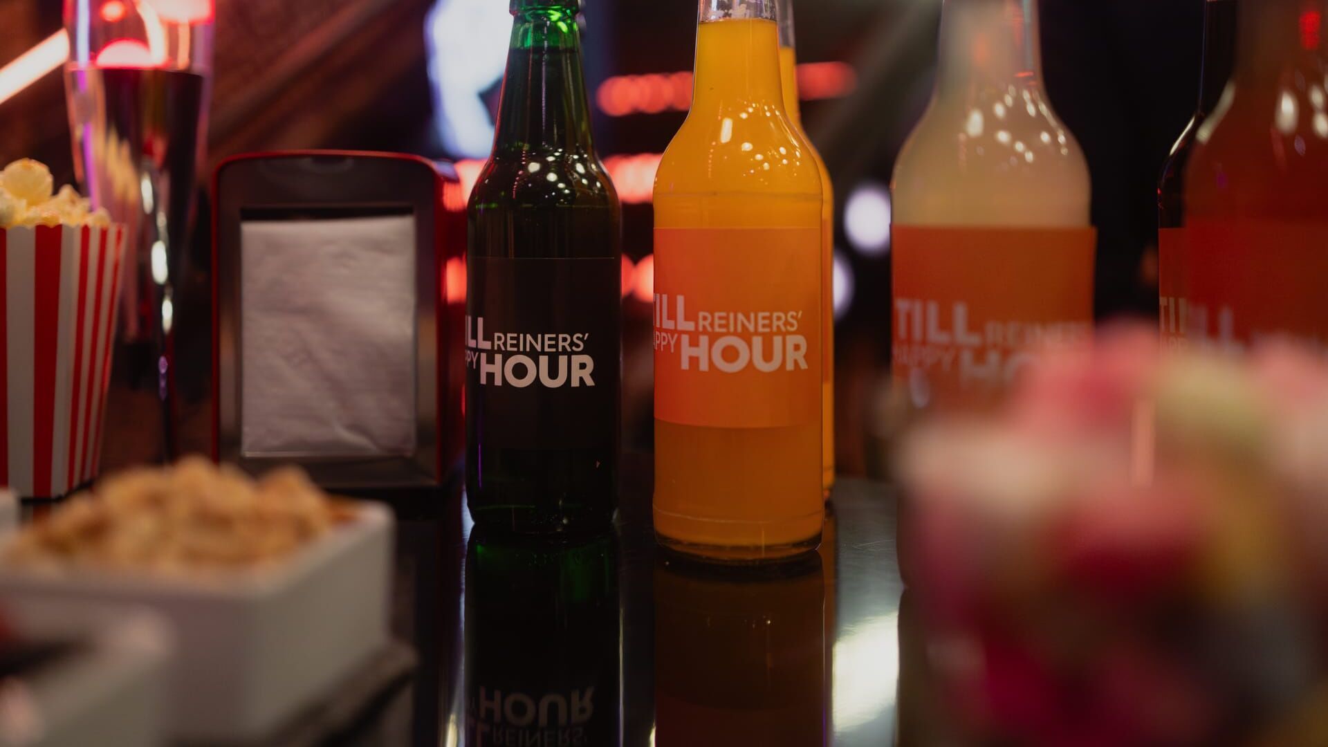 Till Reiners' Happy Hour