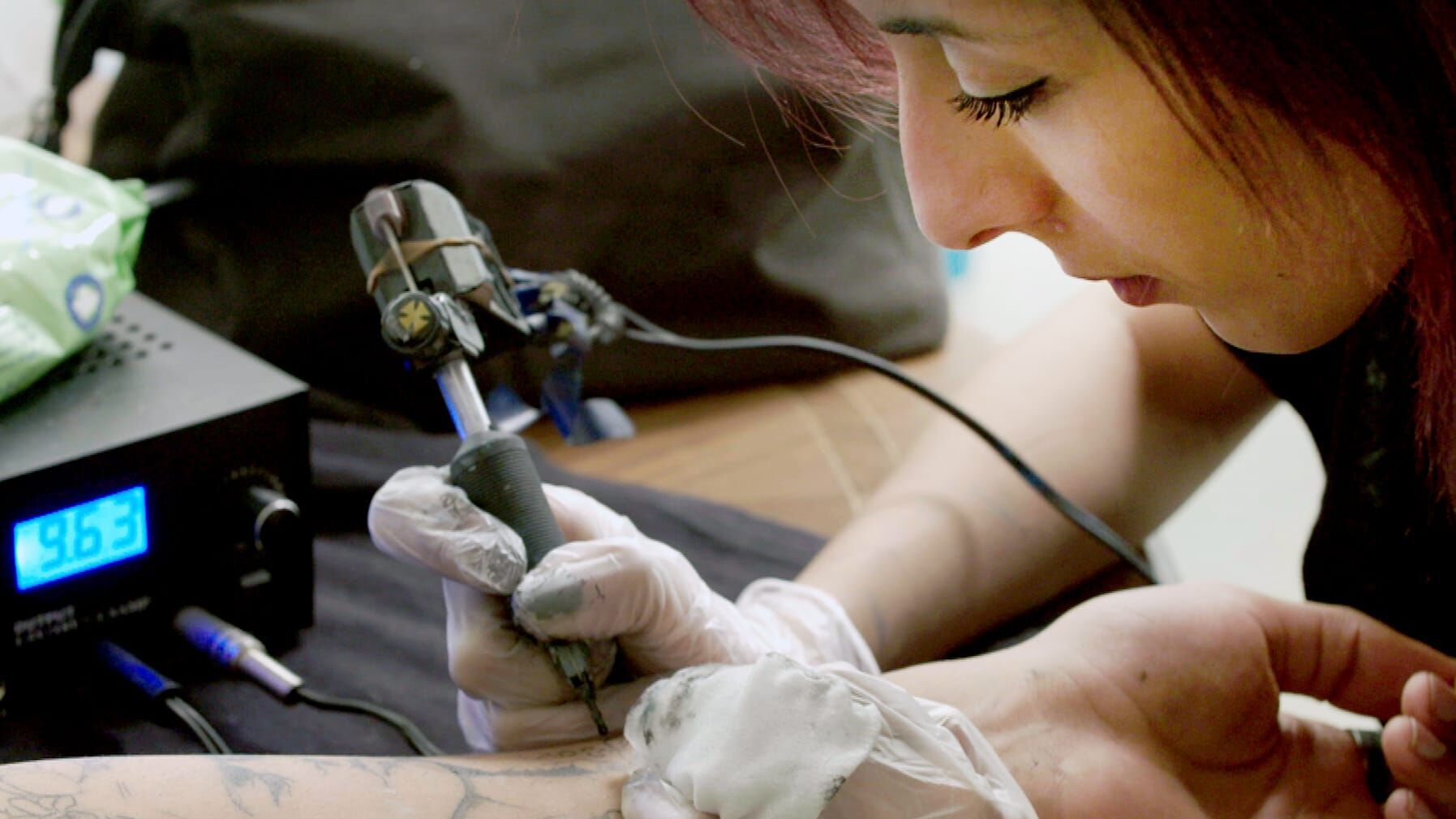 Tunesien: Die Kunst der Berbertattoos