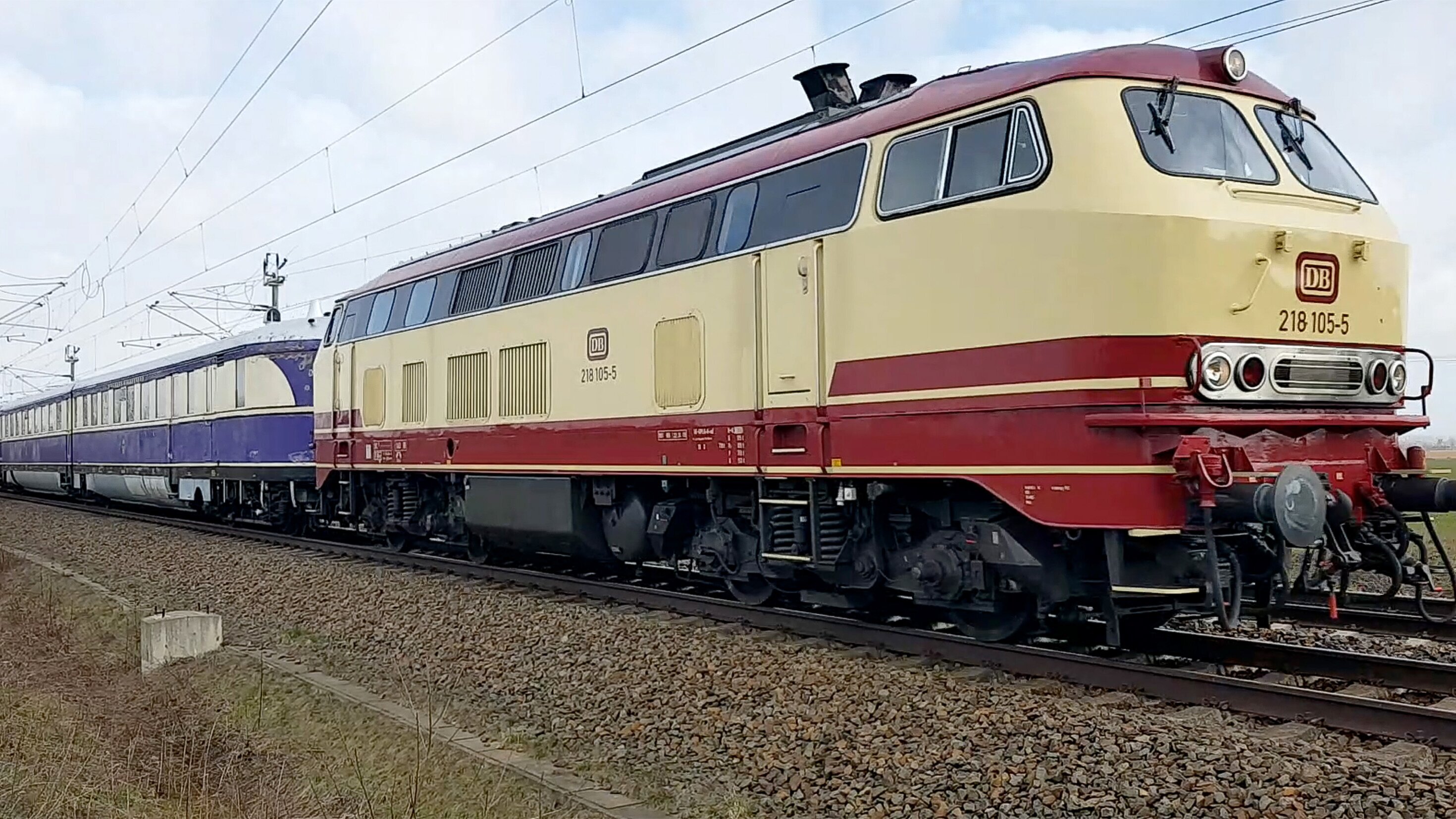 Auf schmaler Spur