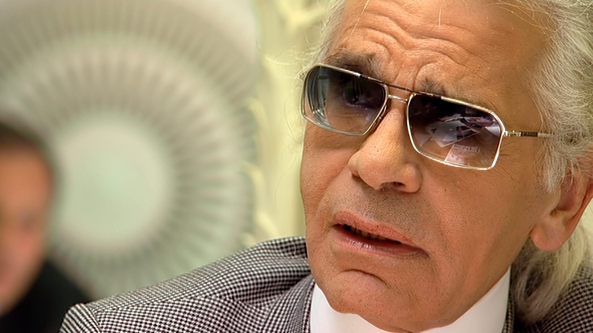 Karl – Der Mann hinter der Maske