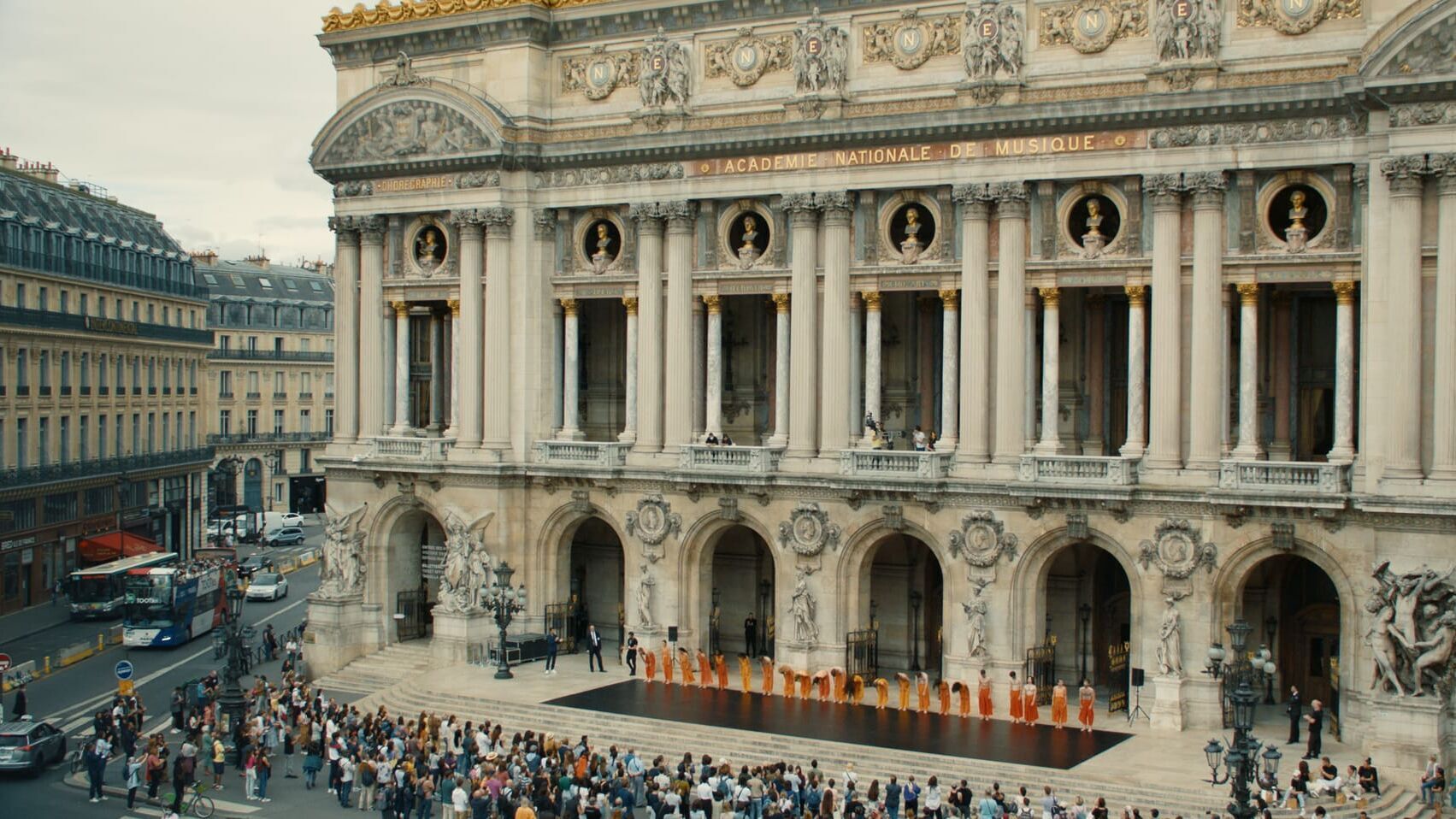 L'Opéra – Dancing in Paris